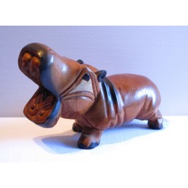 Hippopotame sculpté en bois de Suar PM