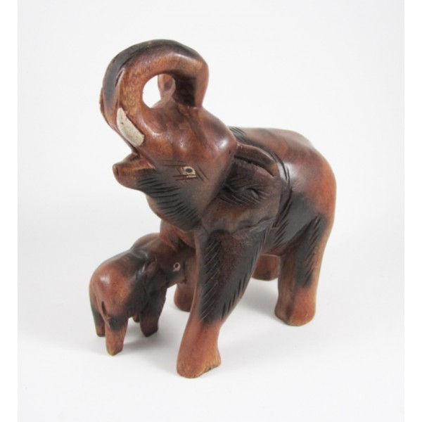 Eléphant sculpté en bois de Suar 34x23 