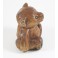 Ourson assis sculpté en bois de Suar 15x14