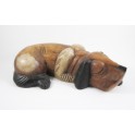 Chien couché sculpté en bois de Suar - 9x31